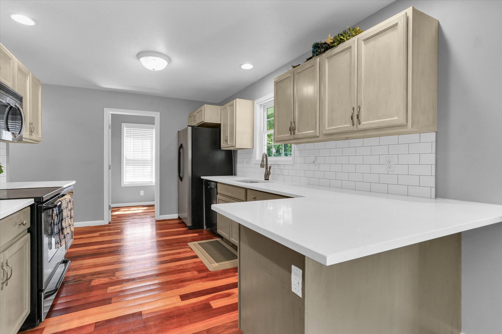 2509 N Skyline Drive Property Photo 24