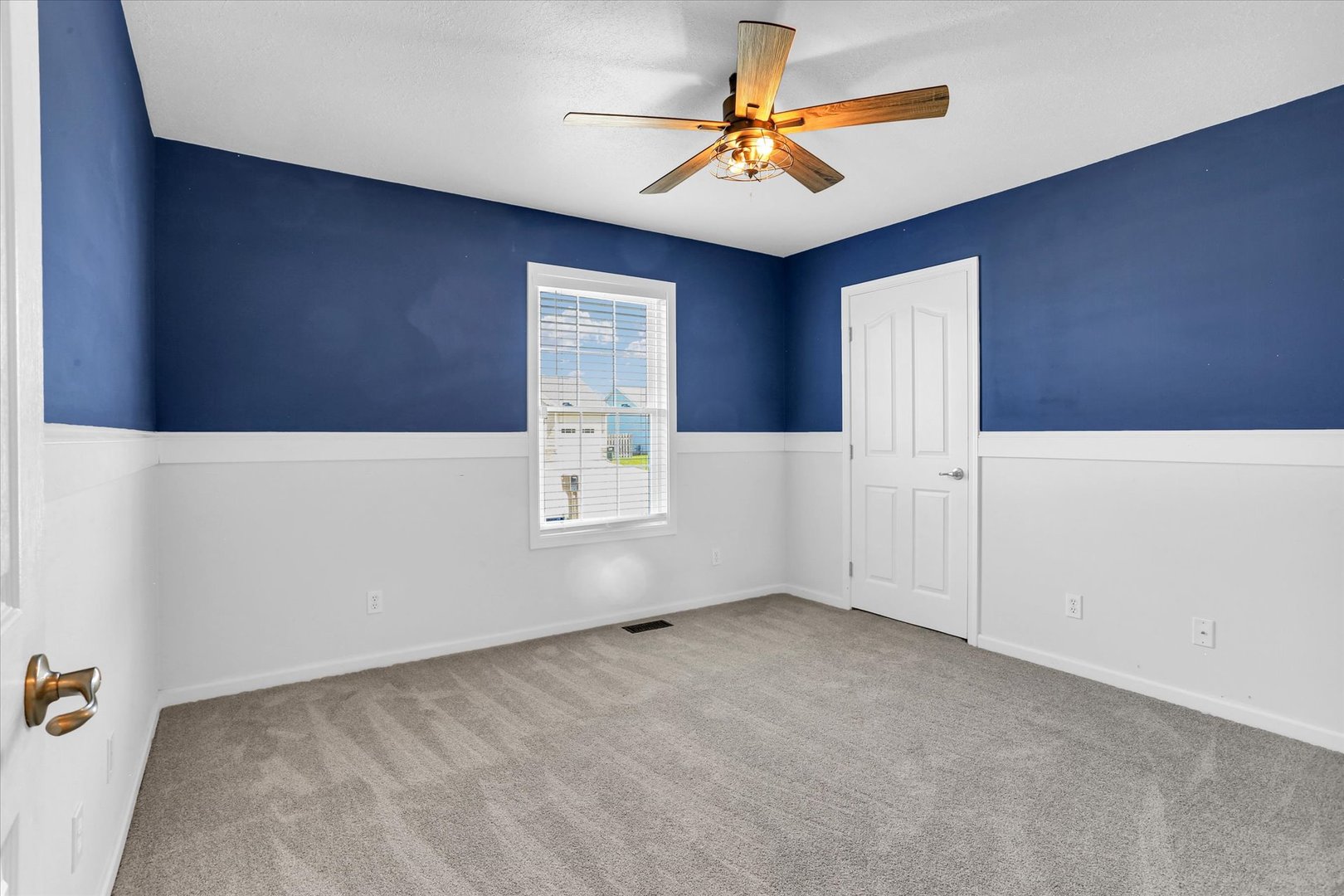 2509 N Skyline Drive Property Photo 35
