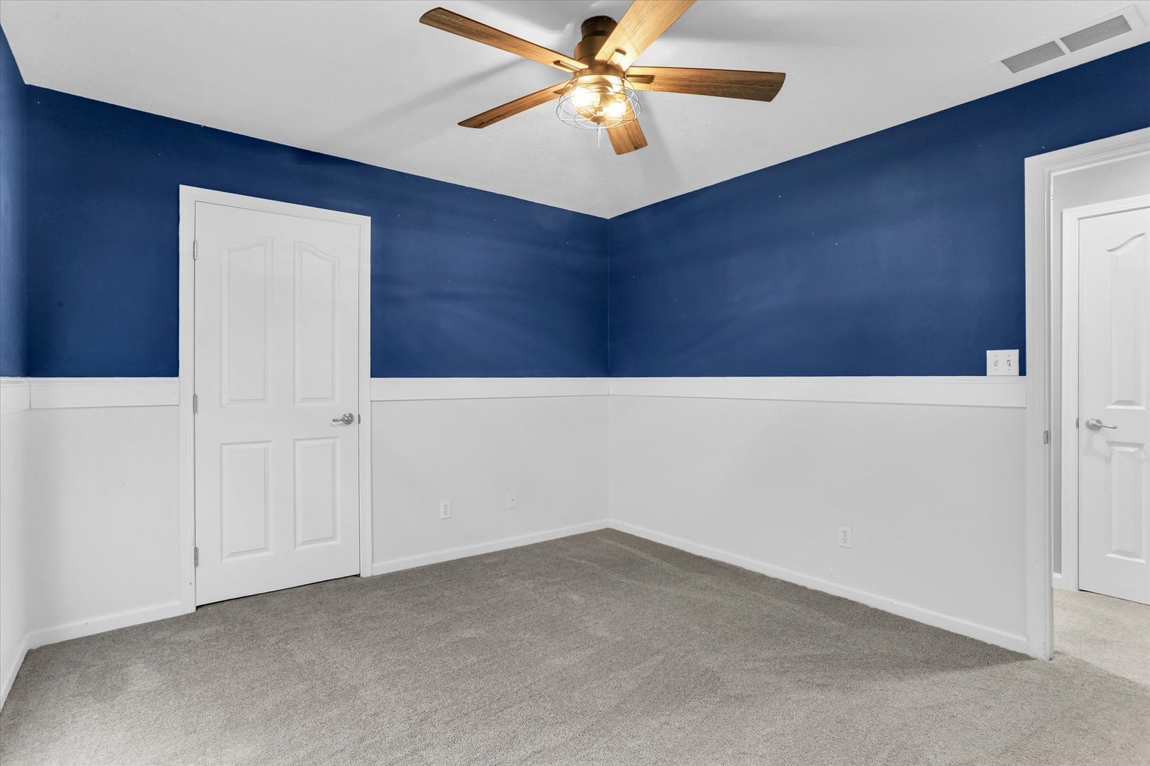 2509 N Skyline Drive Property Photo 36