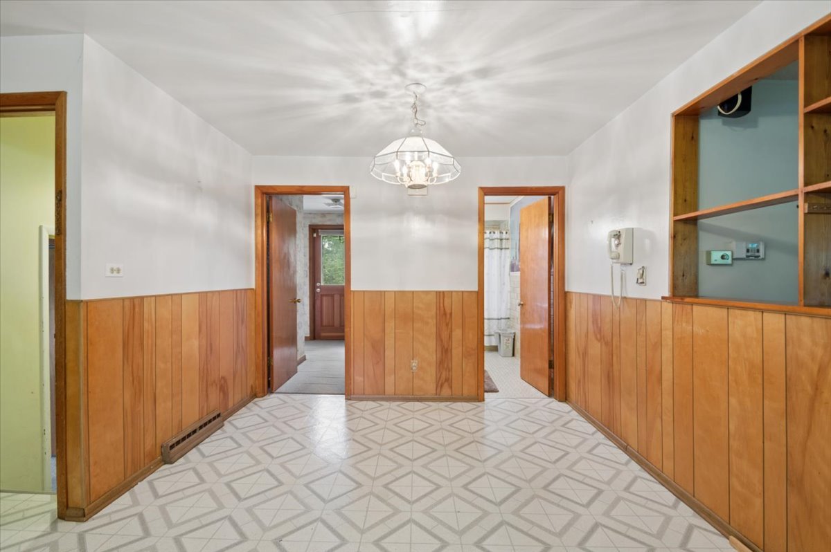 8351 W 99th Street Property Photo 5