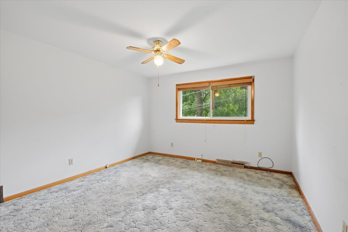 8351 W 99th Street Property Photo 7