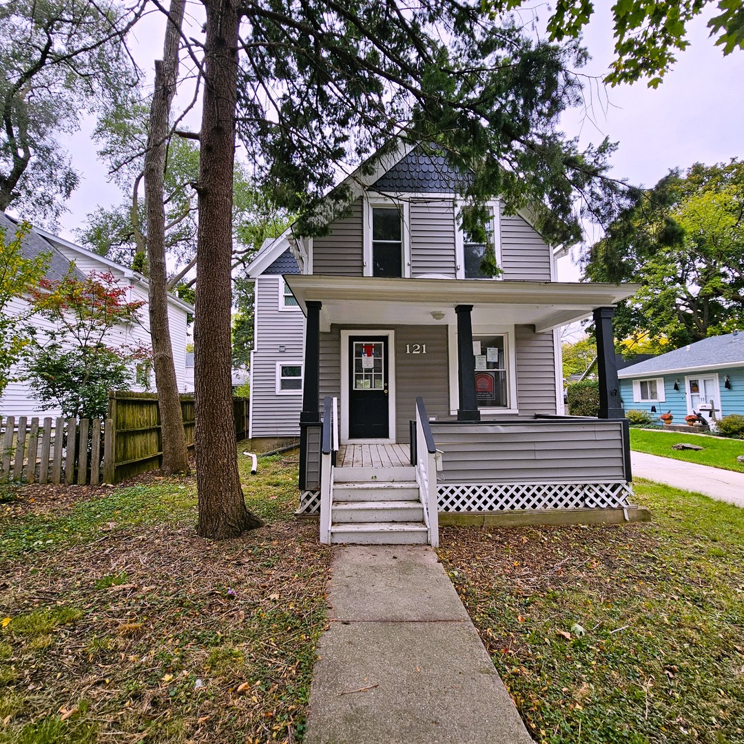 121 4th Street Property Photo 1