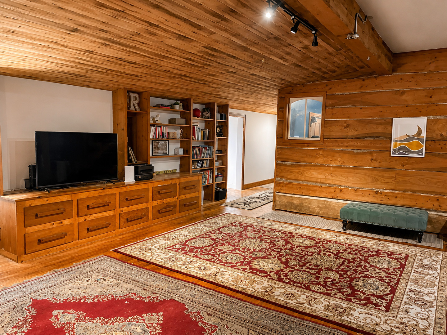 5747 S Peek Home Road Property Photo 13