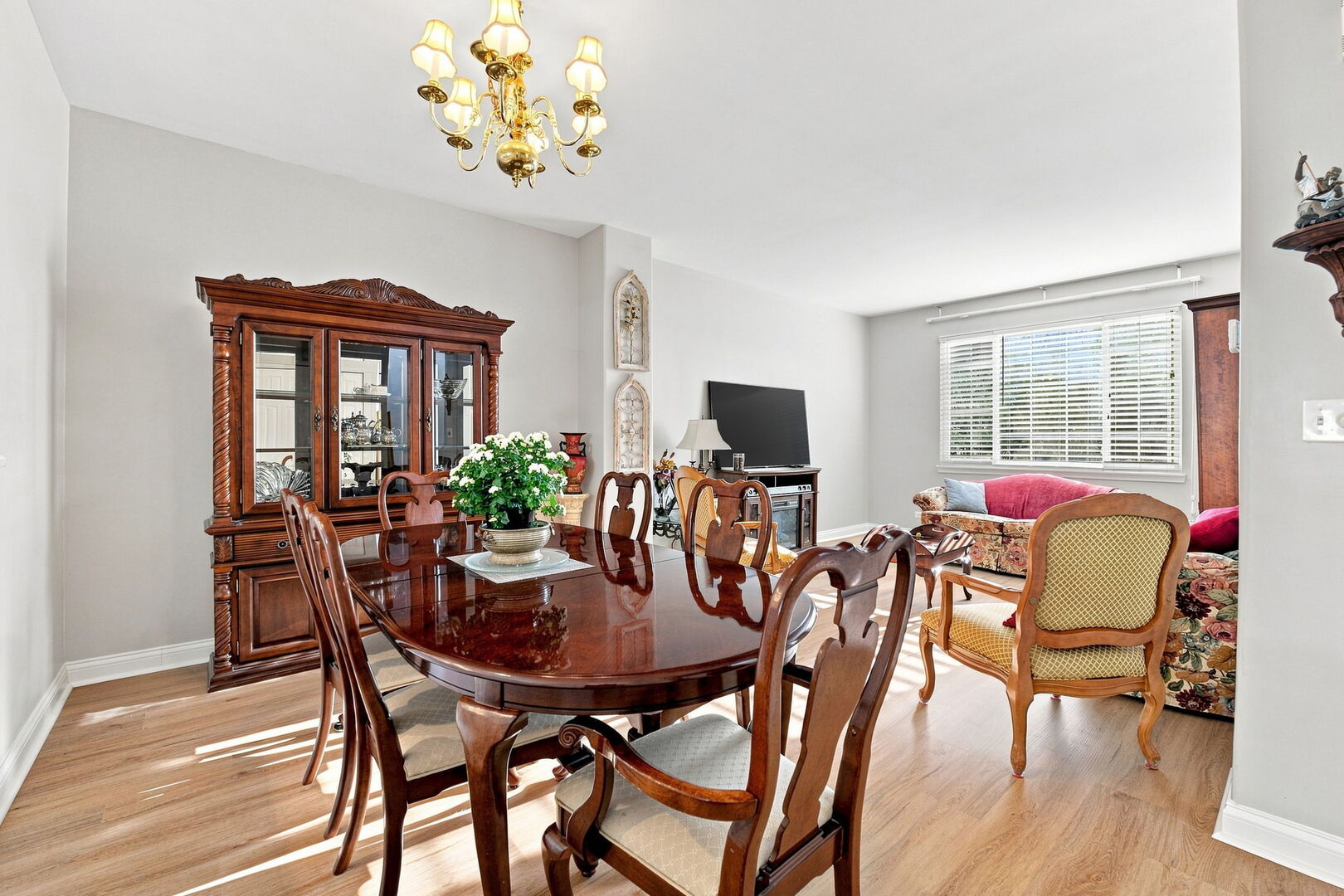 3457 Ravinia Circle Property Photo 5