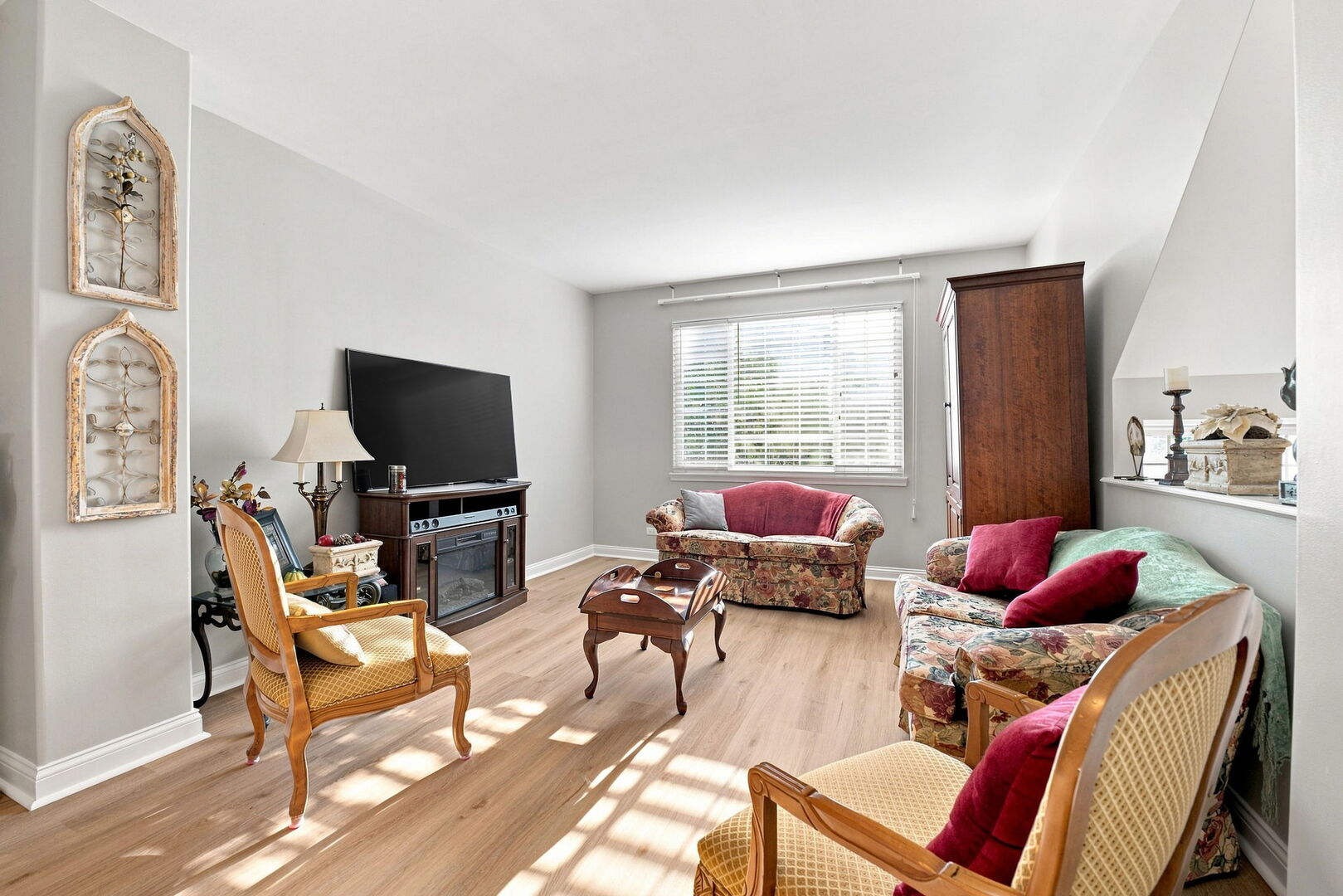 3457 Ravinia Circle Property Photo 6