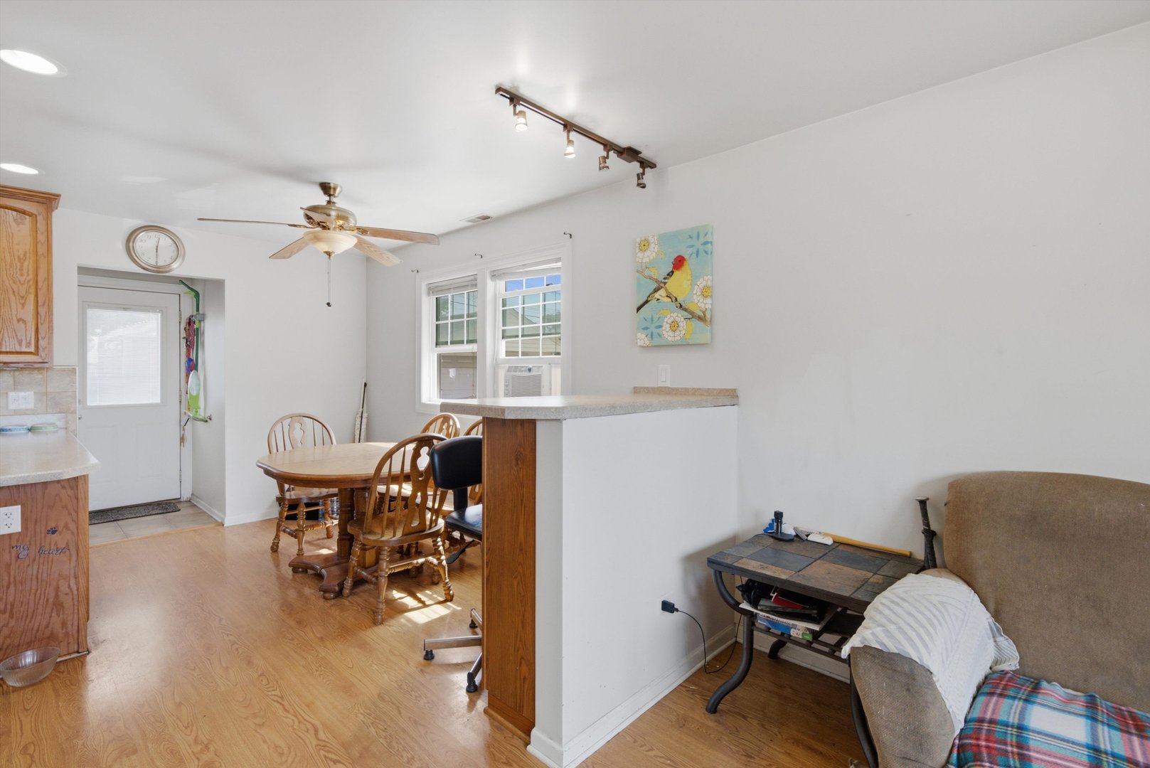 4203 Southwest Highway Property Photo 10
