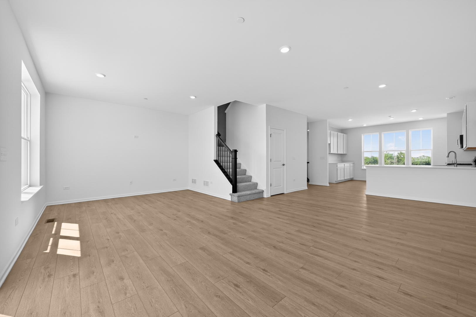 12334 Tinsley Street Property Photo 4