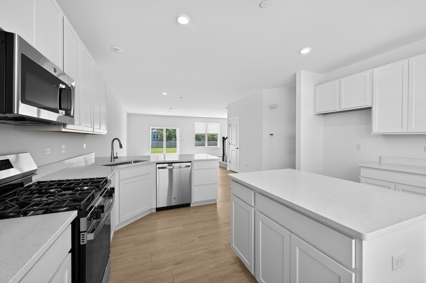 12334 Tinsley Street Property Photo 9