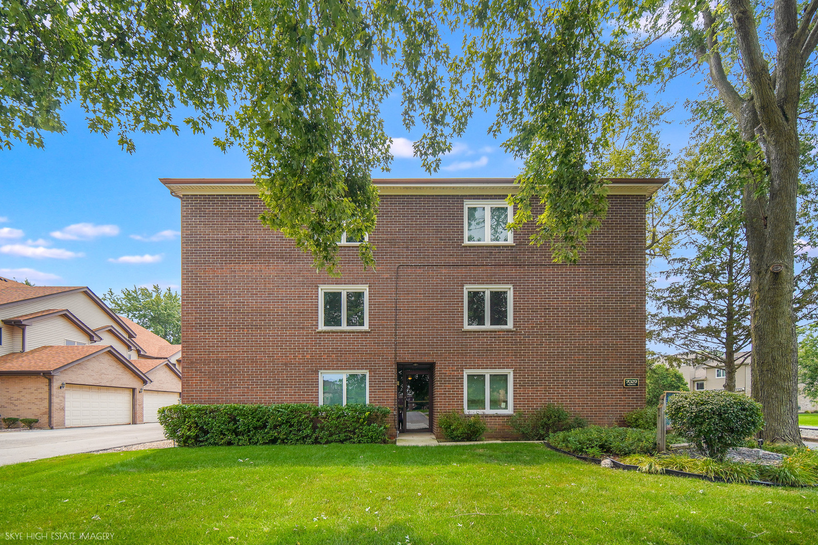 7029 167th Street 4n Property Photo 4