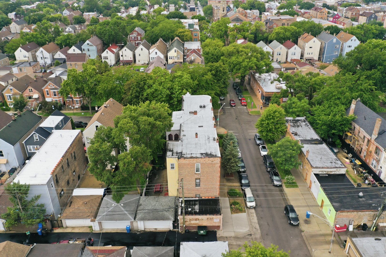 2701 S Saint Louis Avenue Property Photo 40