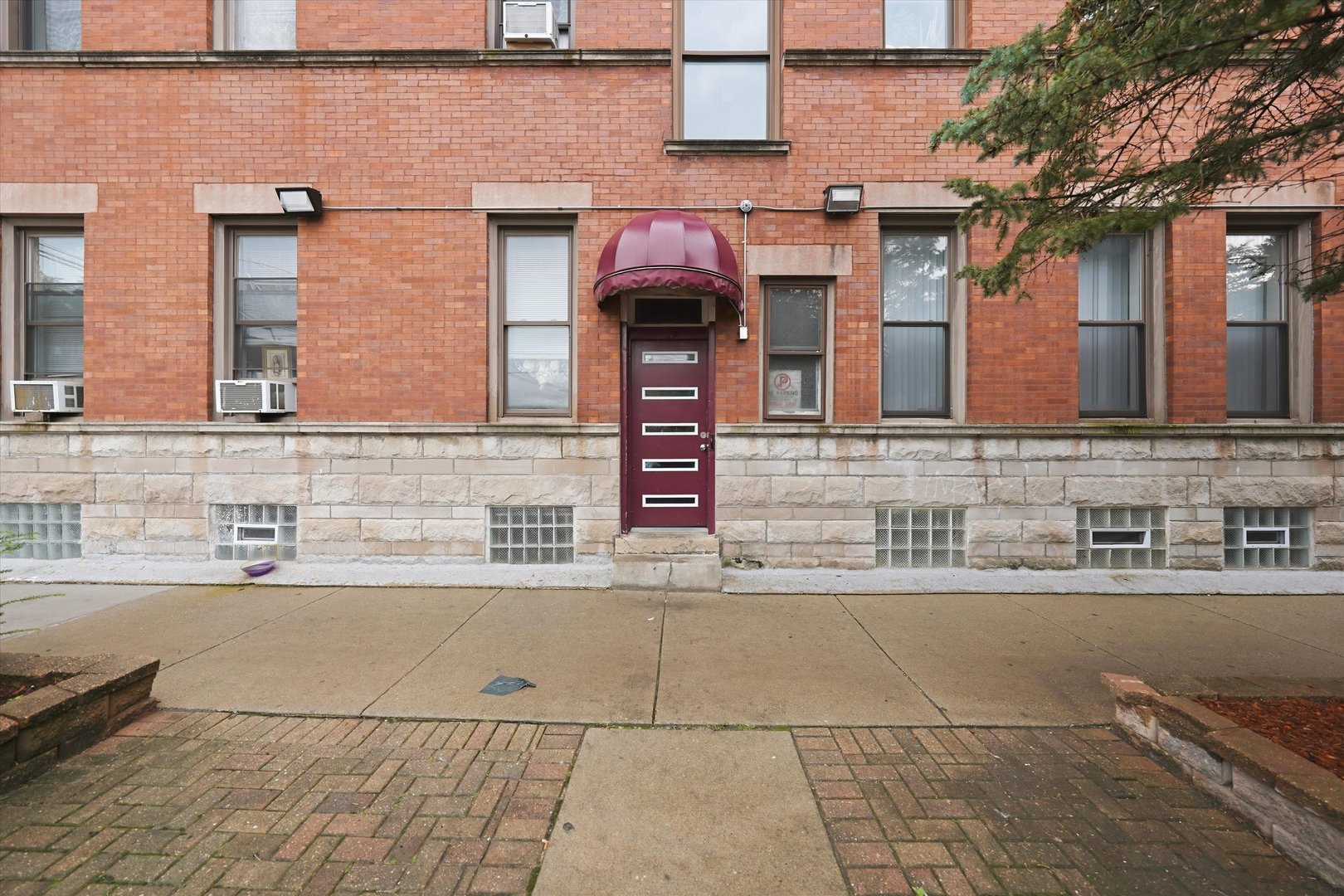2701 S Saint Louis Avenue Property Photo 41