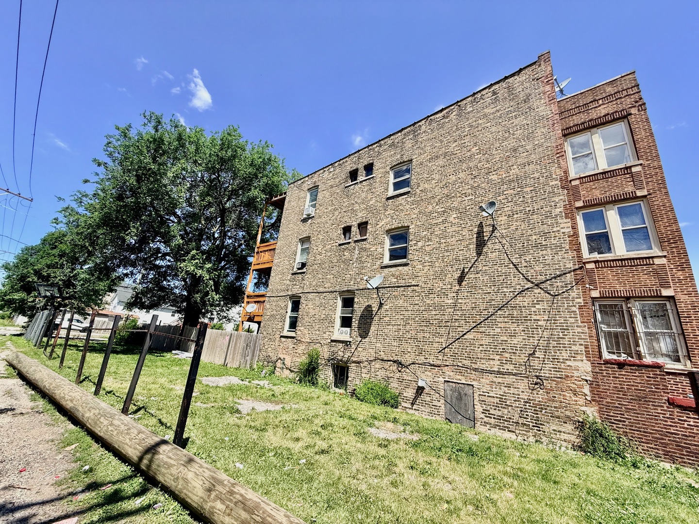 1140 S Keeler Avenue Property Photo 4