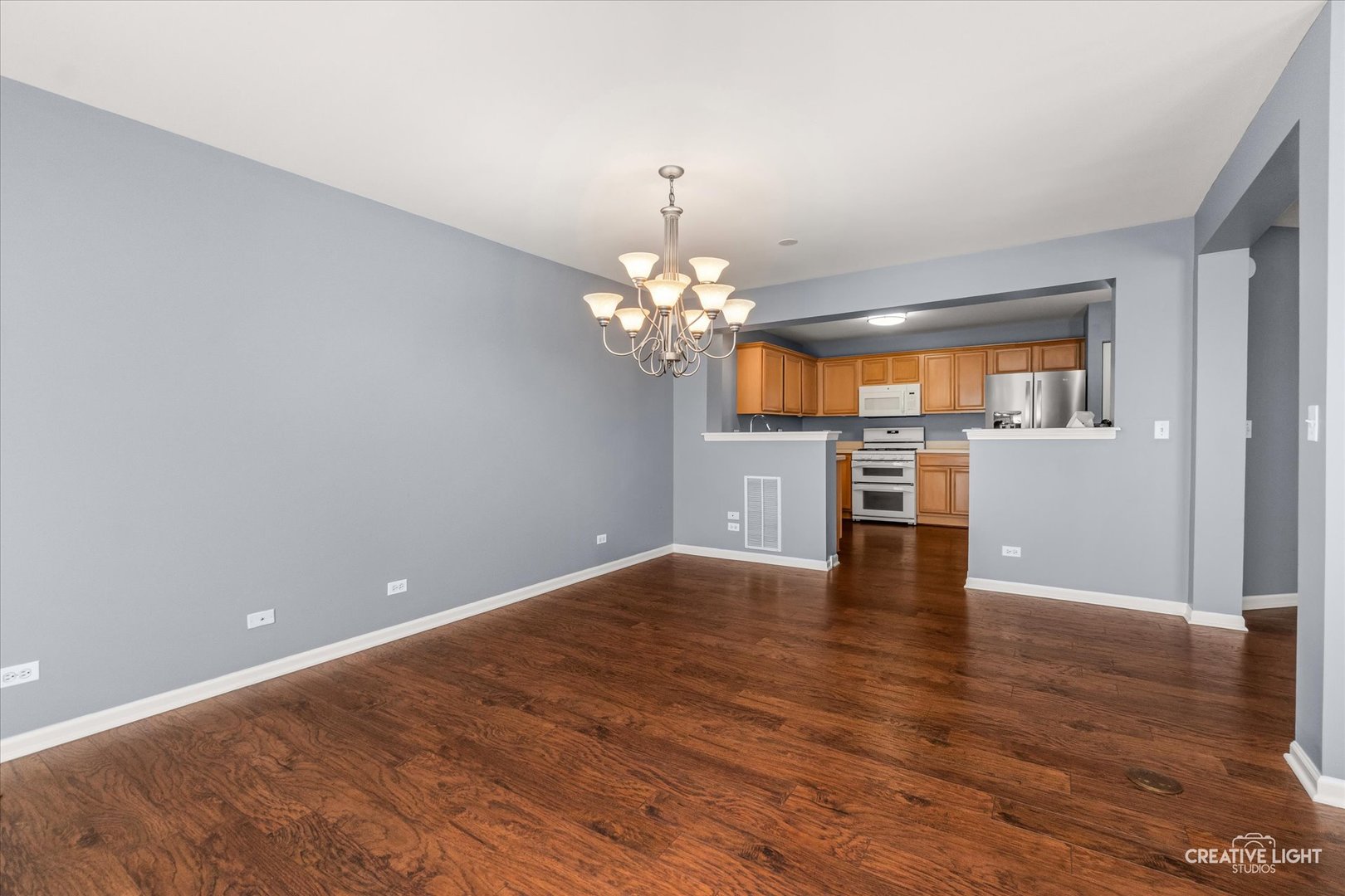 3232 Cool Springs Court Property Photo 9