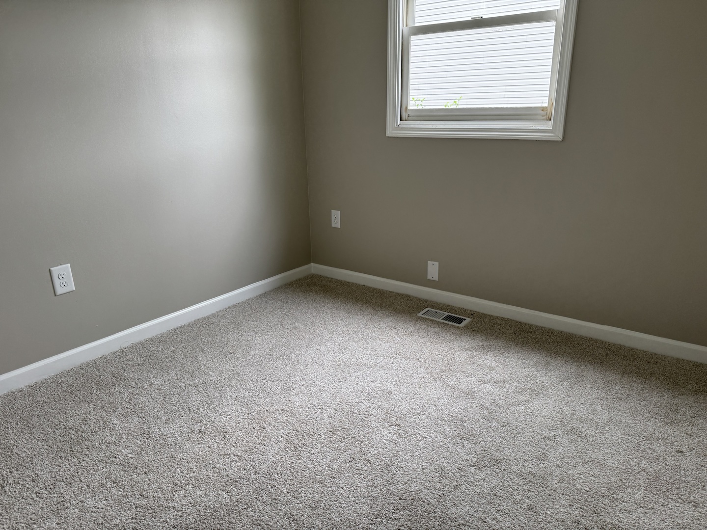 205 Linden Avenue Property Photo 23