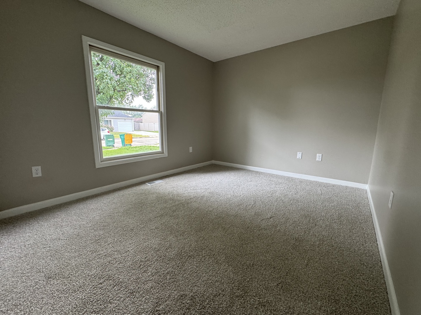 205 Linden Avenue Property Photo 28