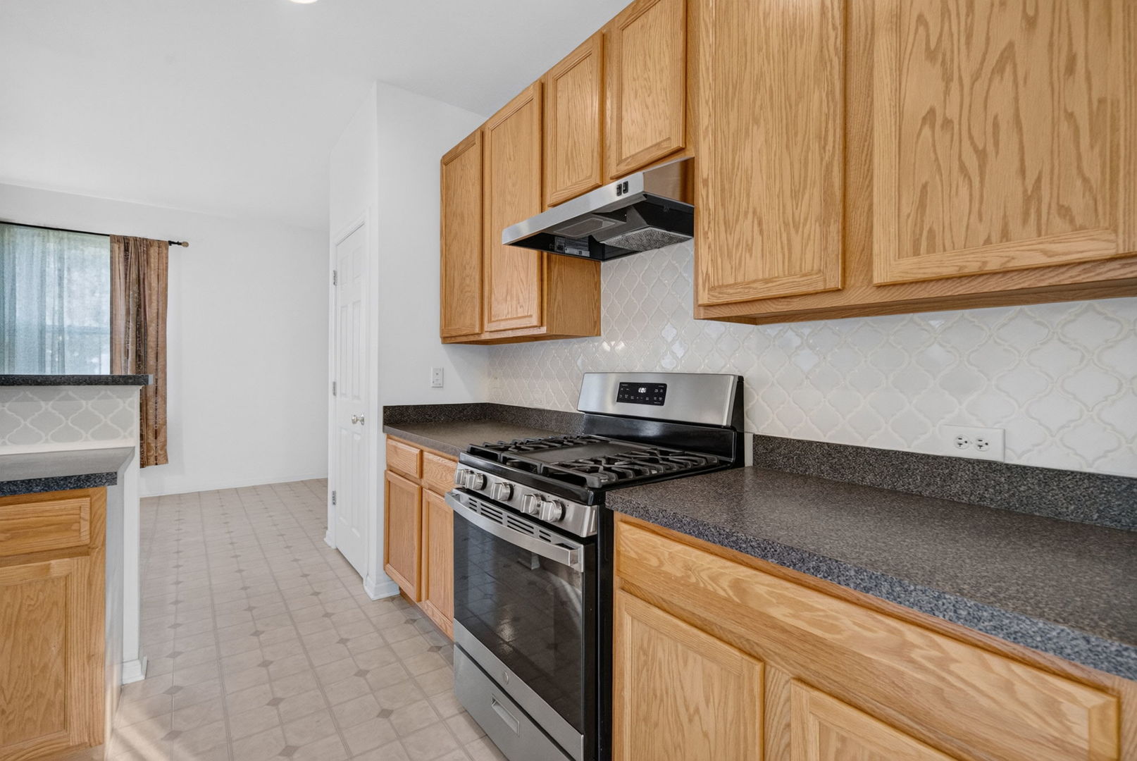 3020 Chalkstone Avenue Property Photo 15