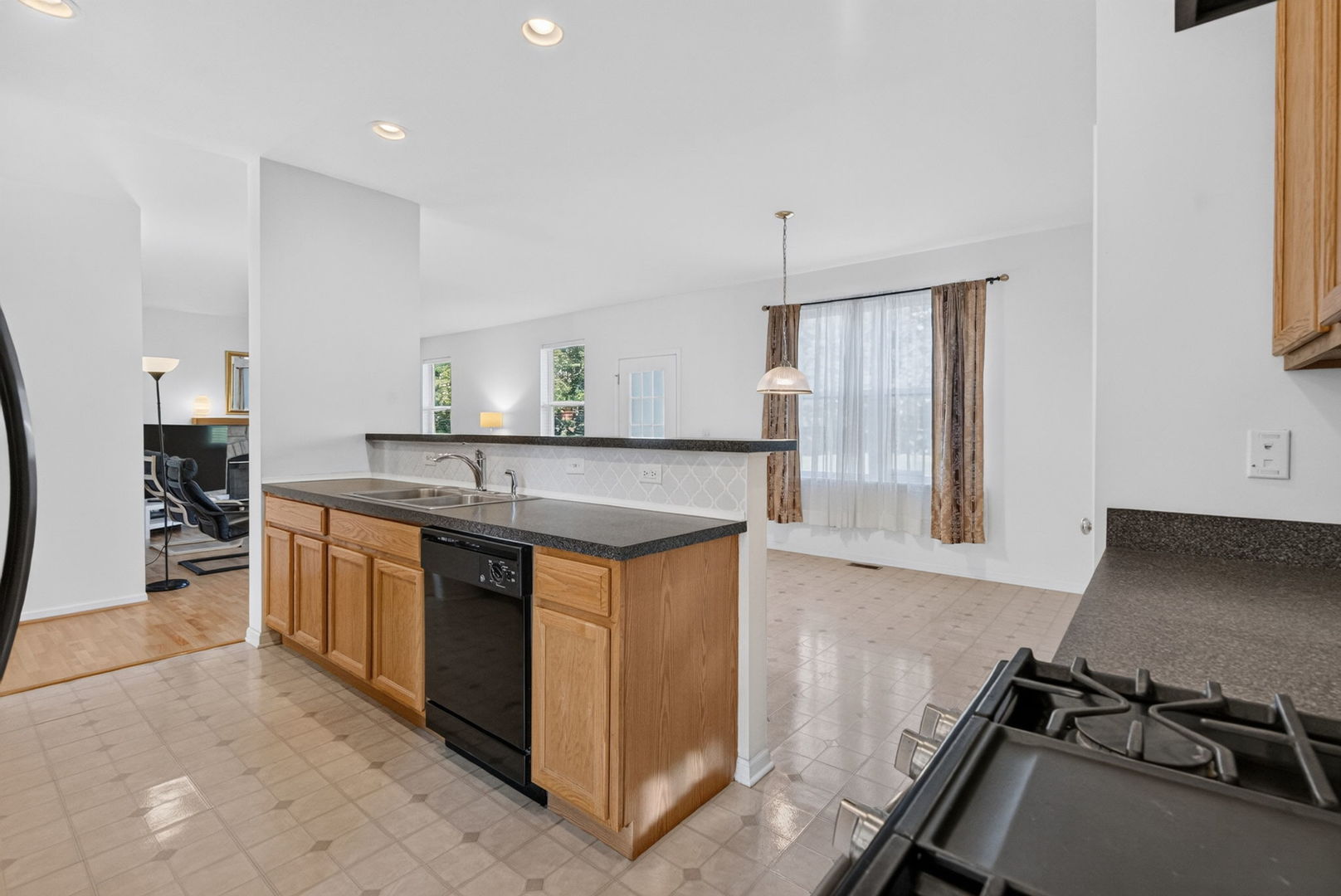 3020 Chalkstone Avenue Property Photo 16