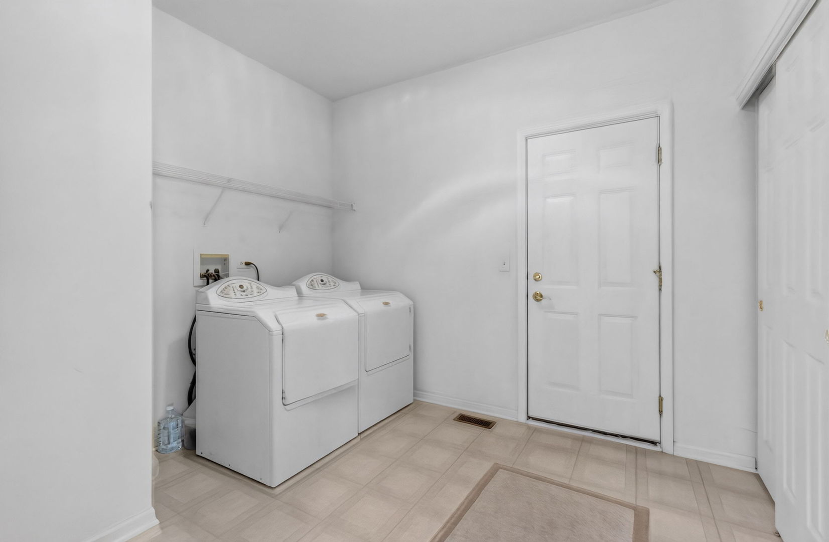3020 Chalkstone Avenue Property Photo 28