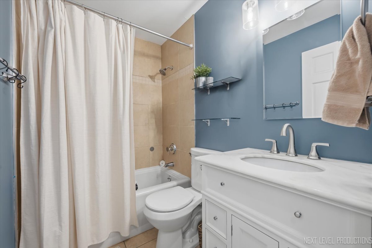 27w403 Melrose Lane Property Photo 15