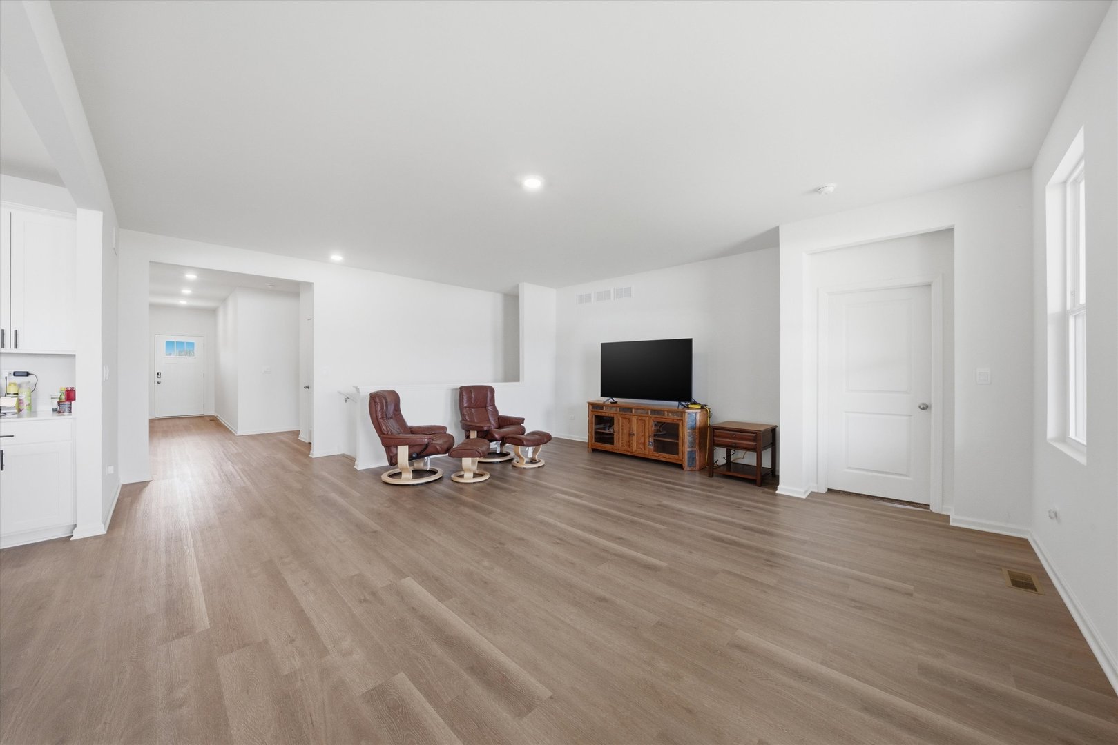 6208 Longford Lane Property Photo 4