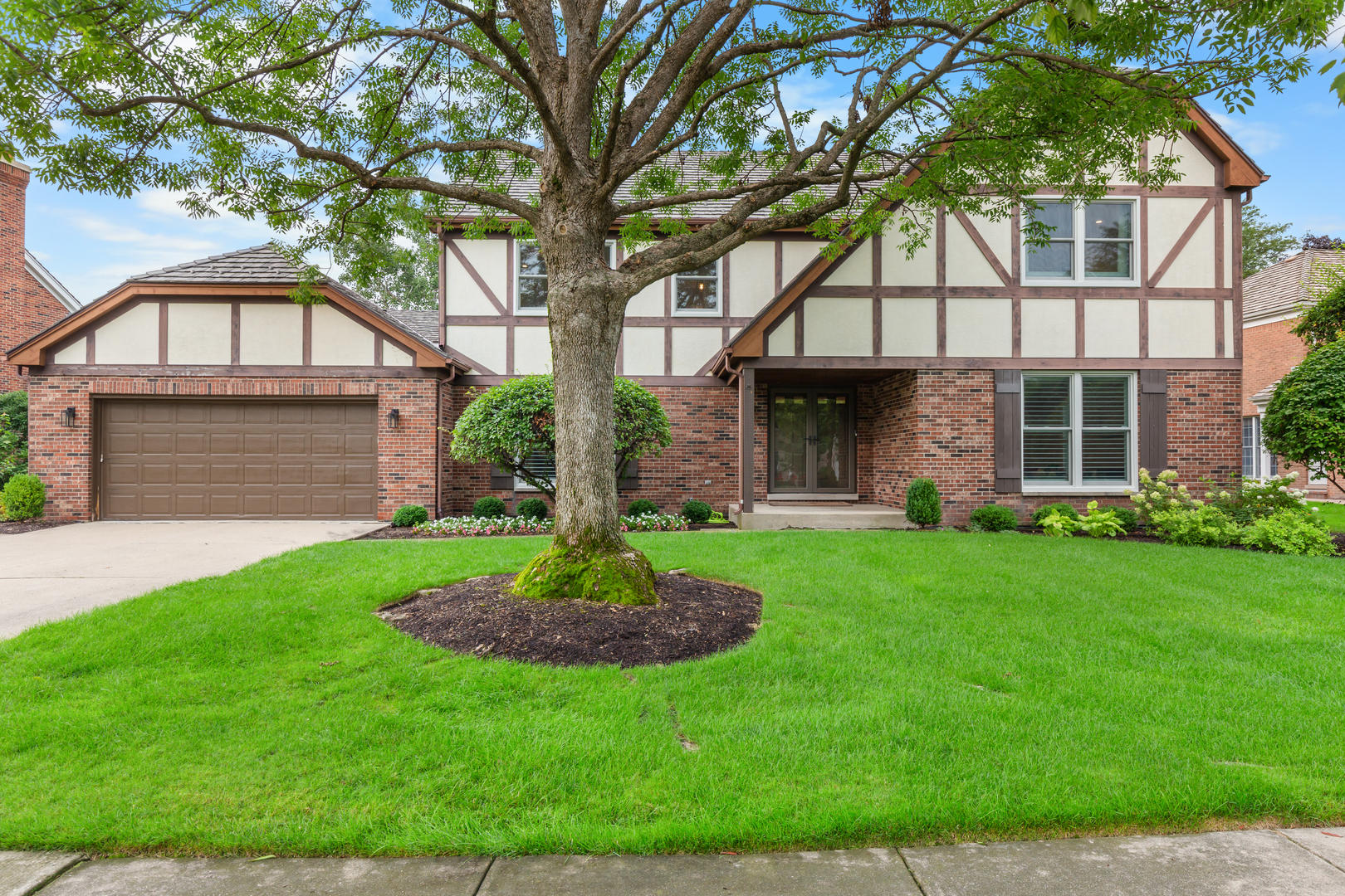 2335 Indian Ridge Drive Property Photo 1