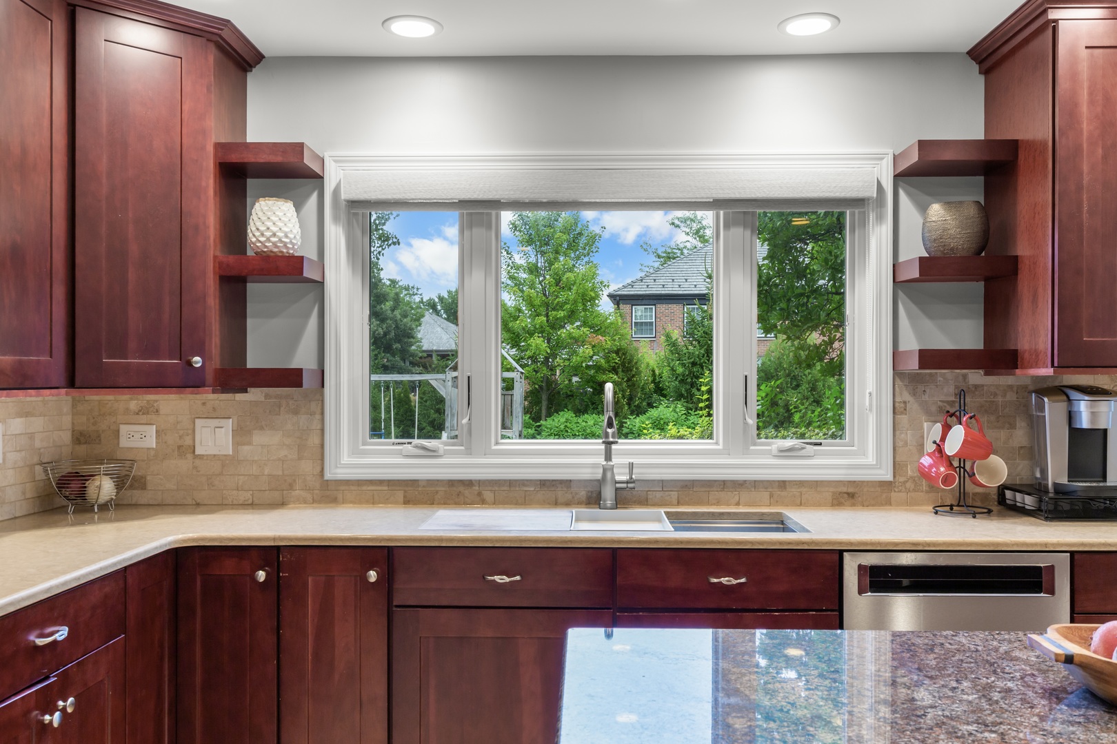 2335 Indian Ridge Drive Property Photo 8