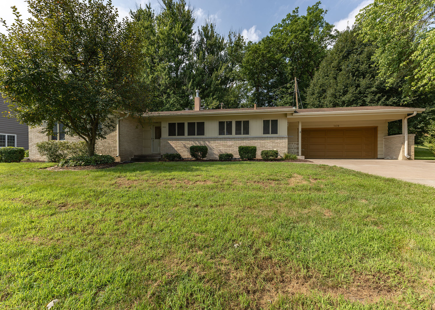 1420 35th Avenue Property Photo 1