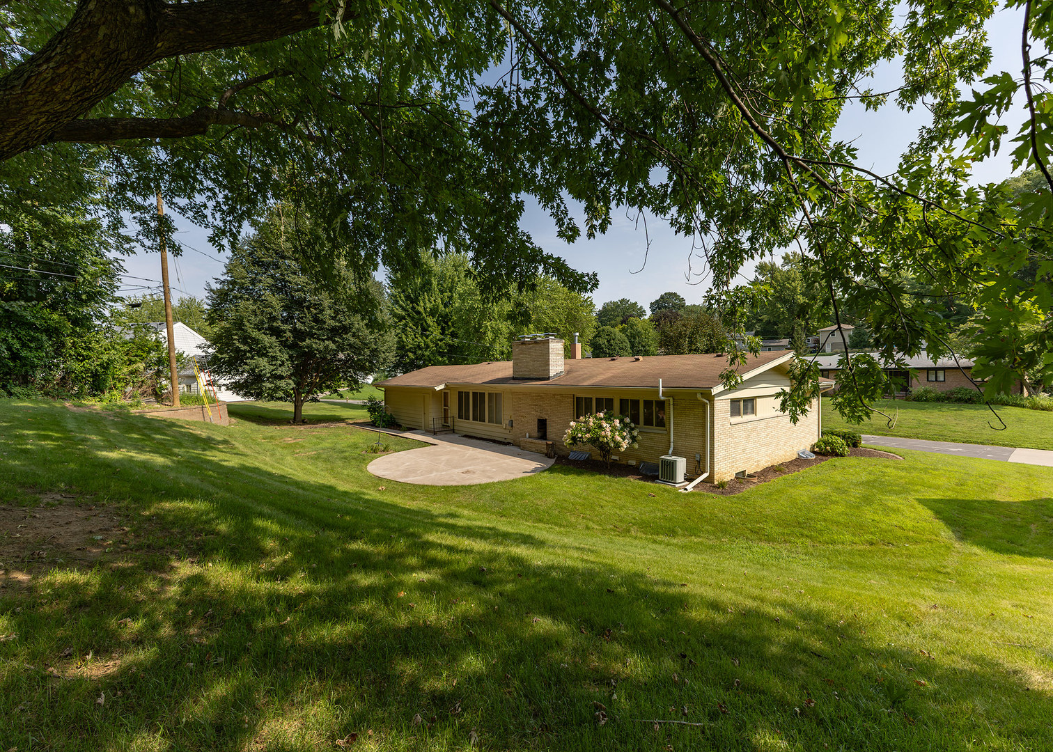 1420 35th Avenue Property Photo 9