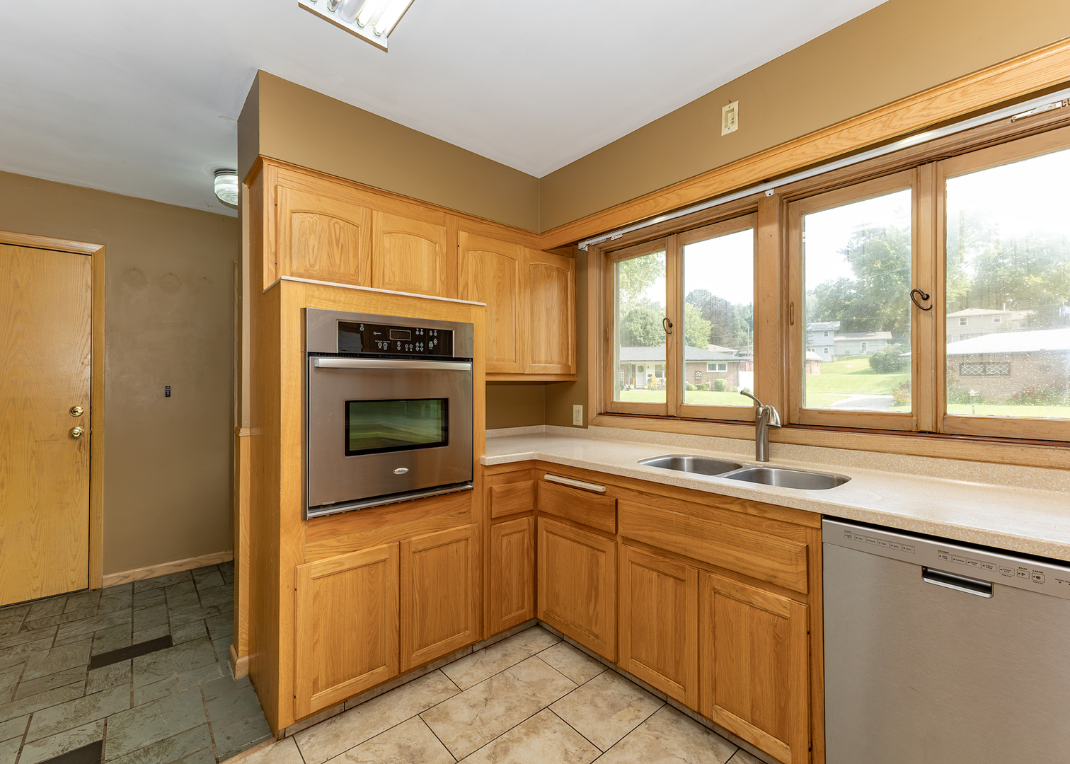 1420 35th Avenue Property Photo 16