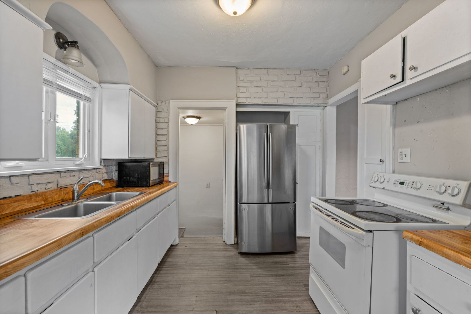 1838 37th Street Property Photo 10