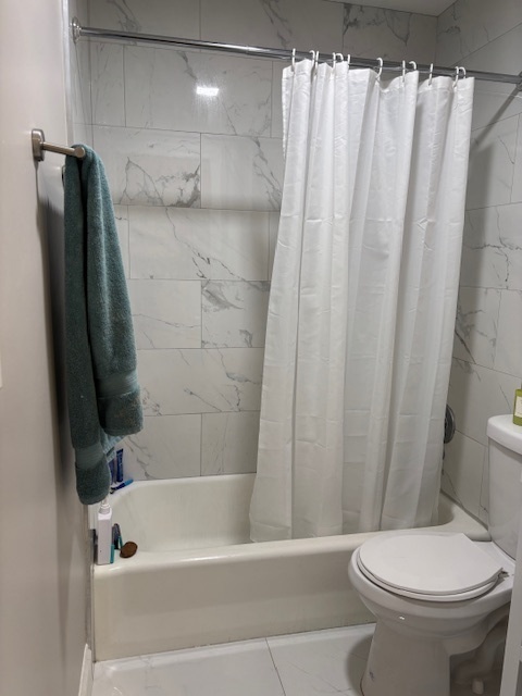 4703 N Winchester Avenue Property Photo 13