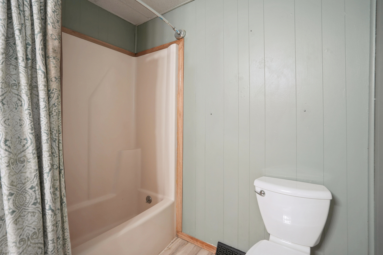 4491 Bishop Road Property Photo 8
