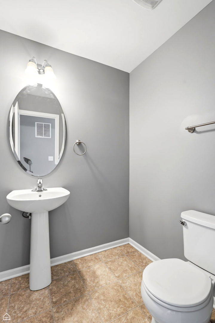 1665 Windward Drive Property Photo 10