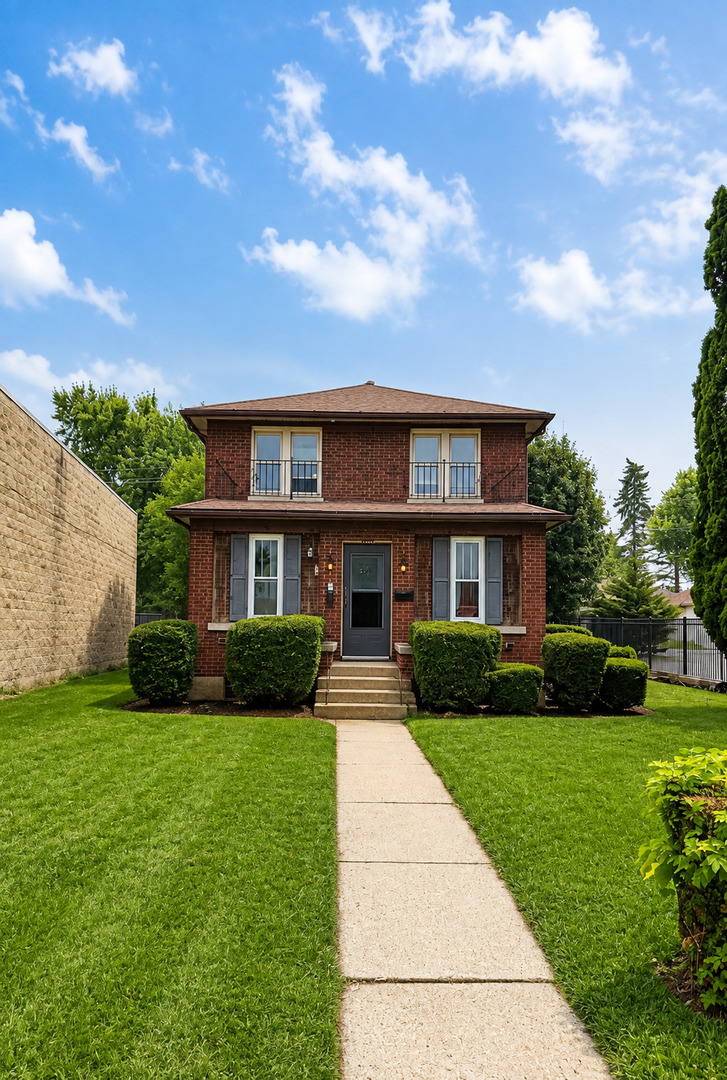 1626 Sheridan Road Property Photo 1