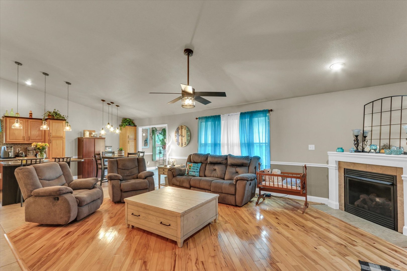 2705 N Skyline Drive Property Photo 7