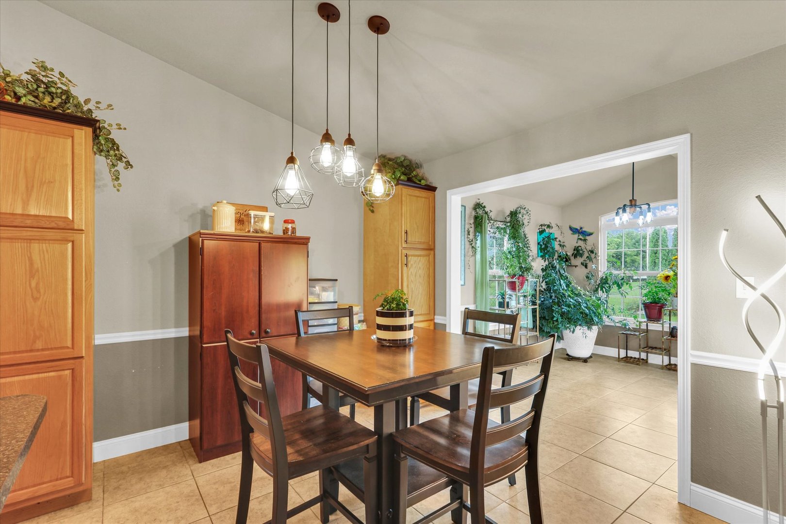 2705 N Skyline Drive Property Photo 14