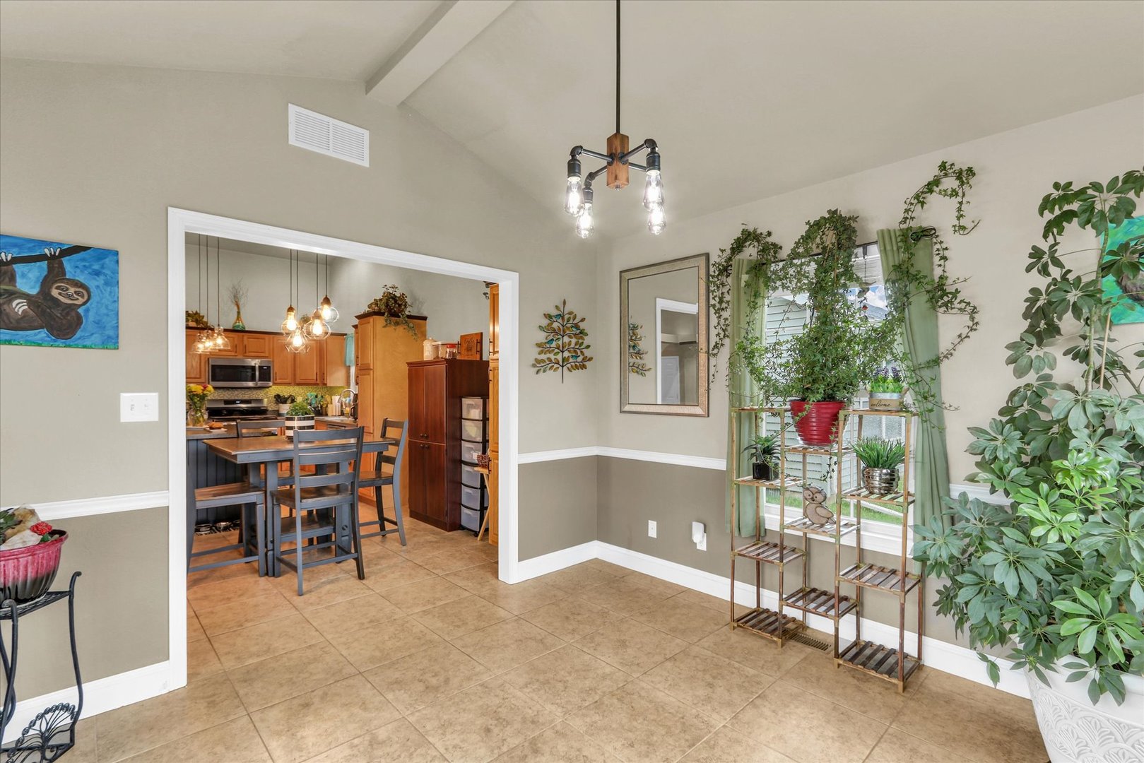 2705 N Skyline Drive Property Photo 17