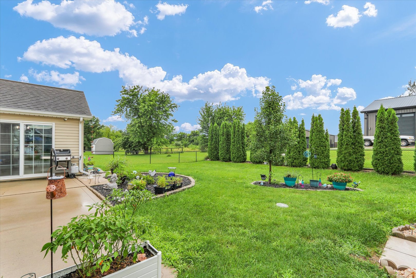 2705 N Skyline Drive Property Photo 27