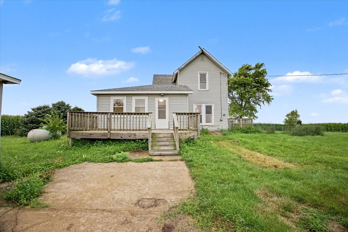 24614 E 1900 North Road Property Photo 3