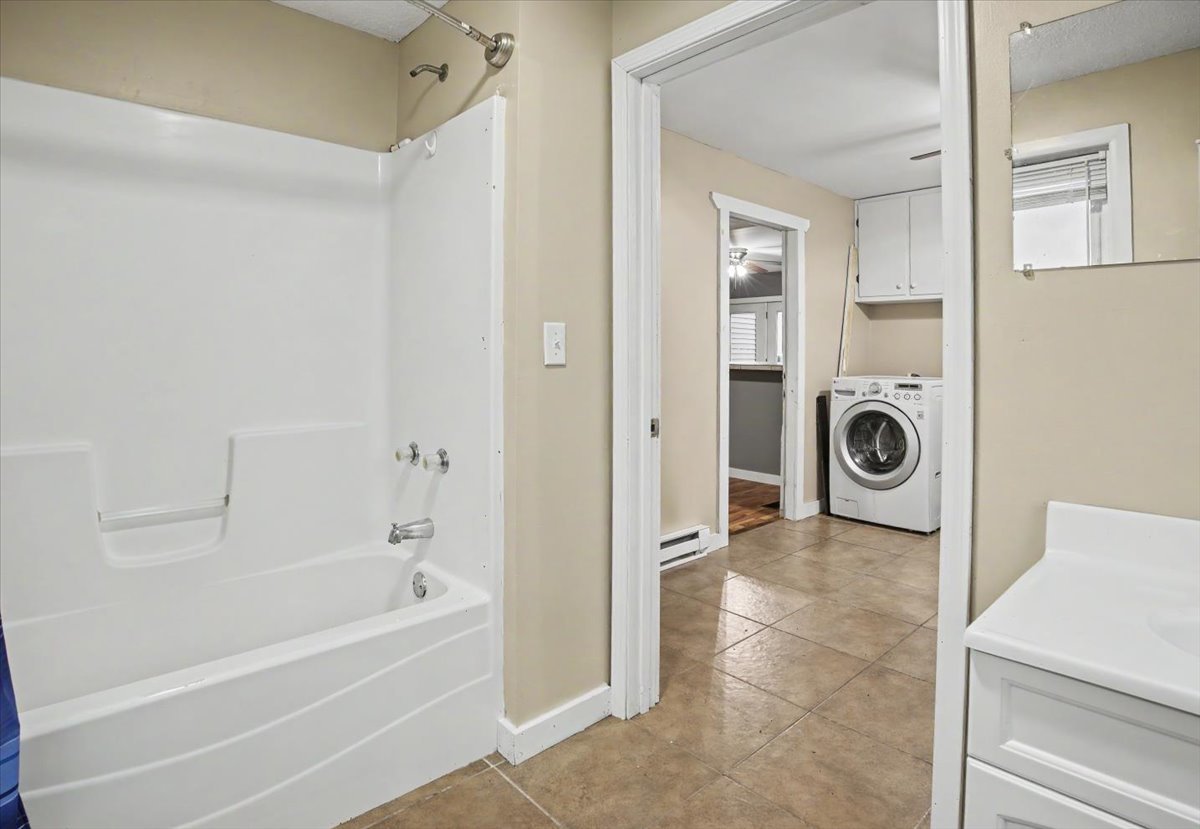 24614 E 1900 North Road Property Photo 8
