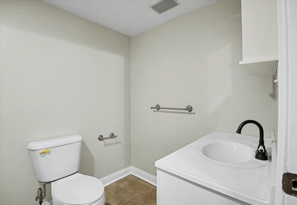 24614 E 1900 North Road Property Photo 23
