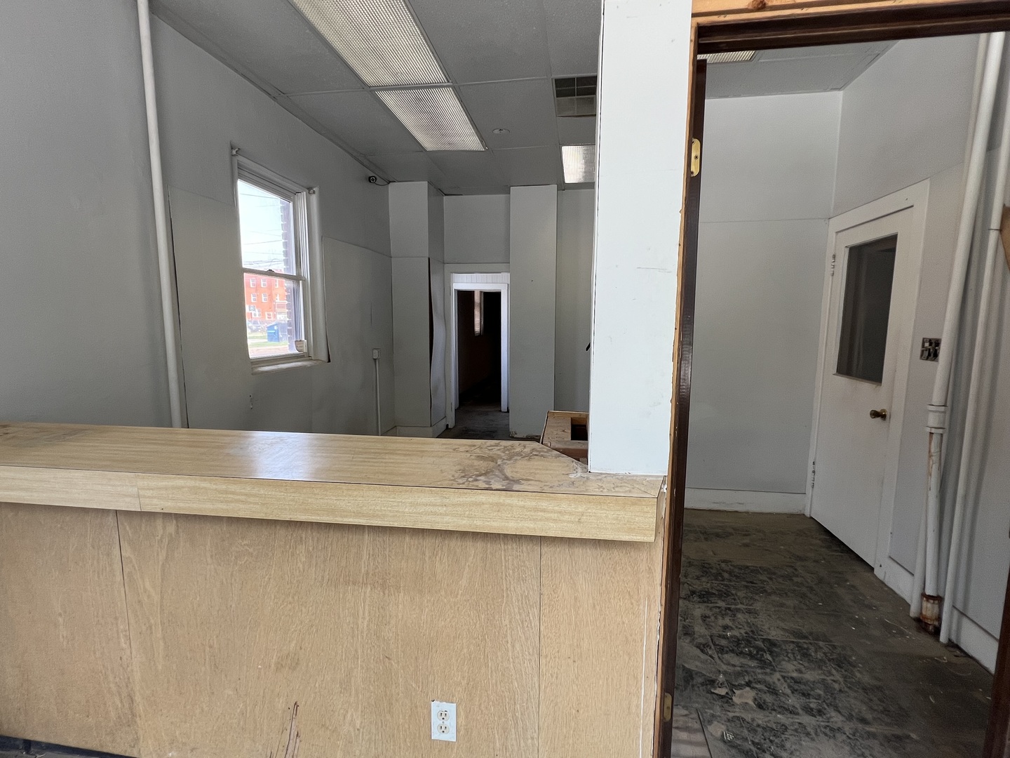 1101 16th Avenue Property Photo 2