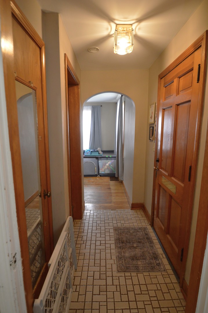 1916 N Taft Avenue Property Photo 2