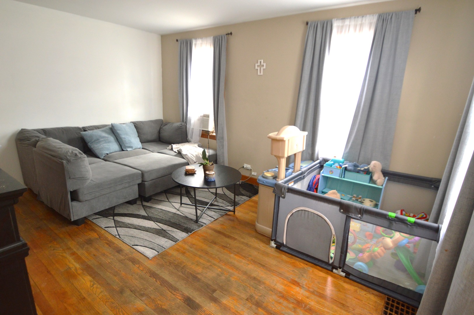 1916 N Taft Avenue Property Photo 4