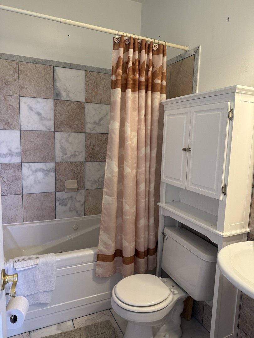 2645 W Haddon Avenue 3 Property Photo 15