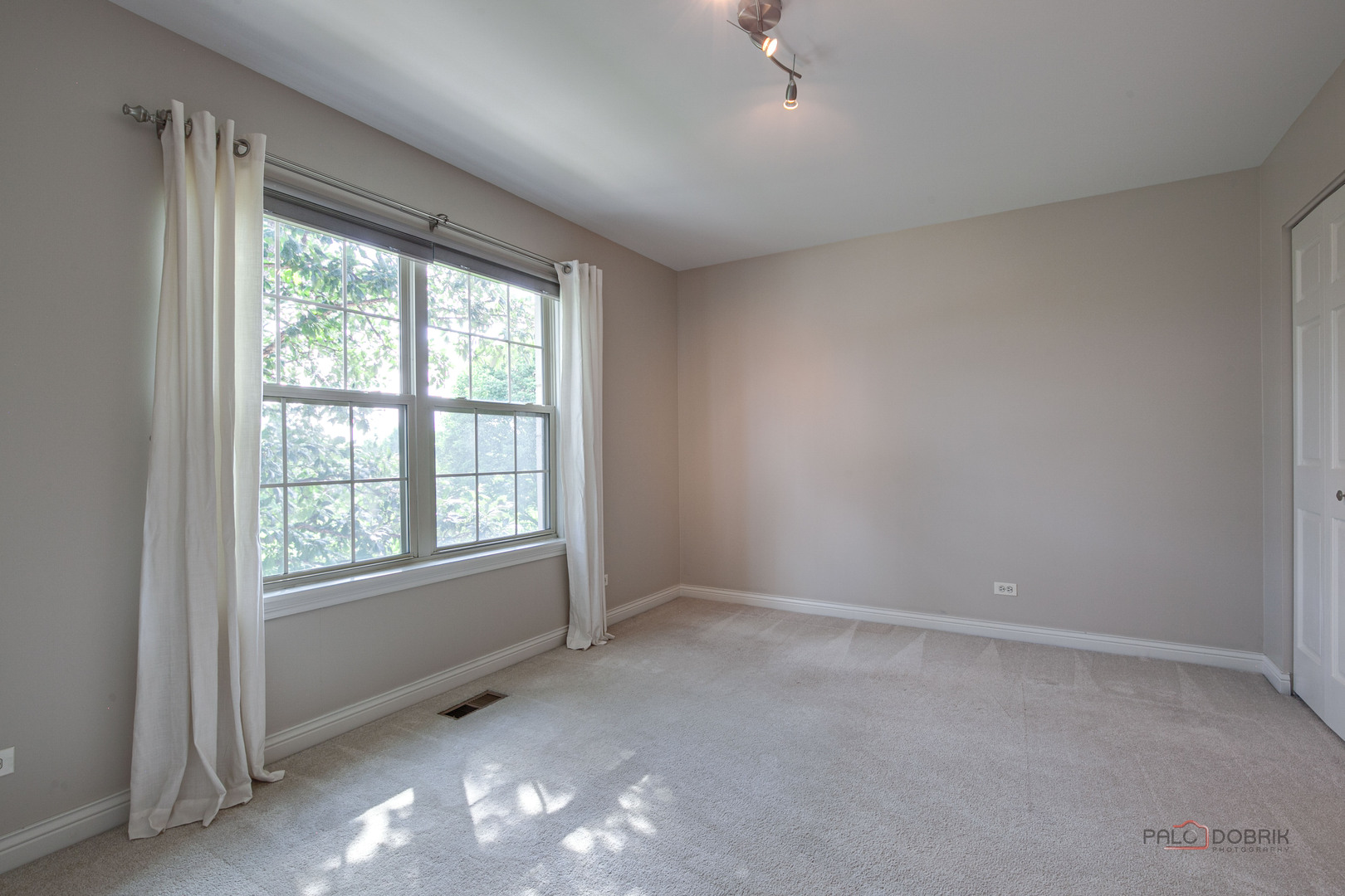 2670 W Lake Avenue 2670 Property Photo 20