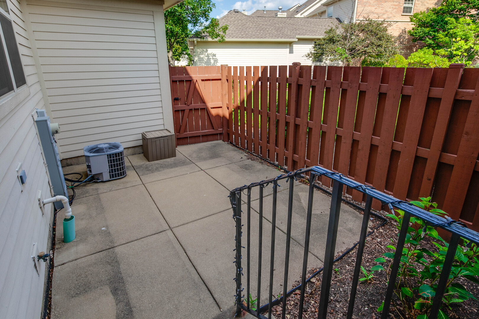 2670 W Lake Avenue 2670 Property Photo 28