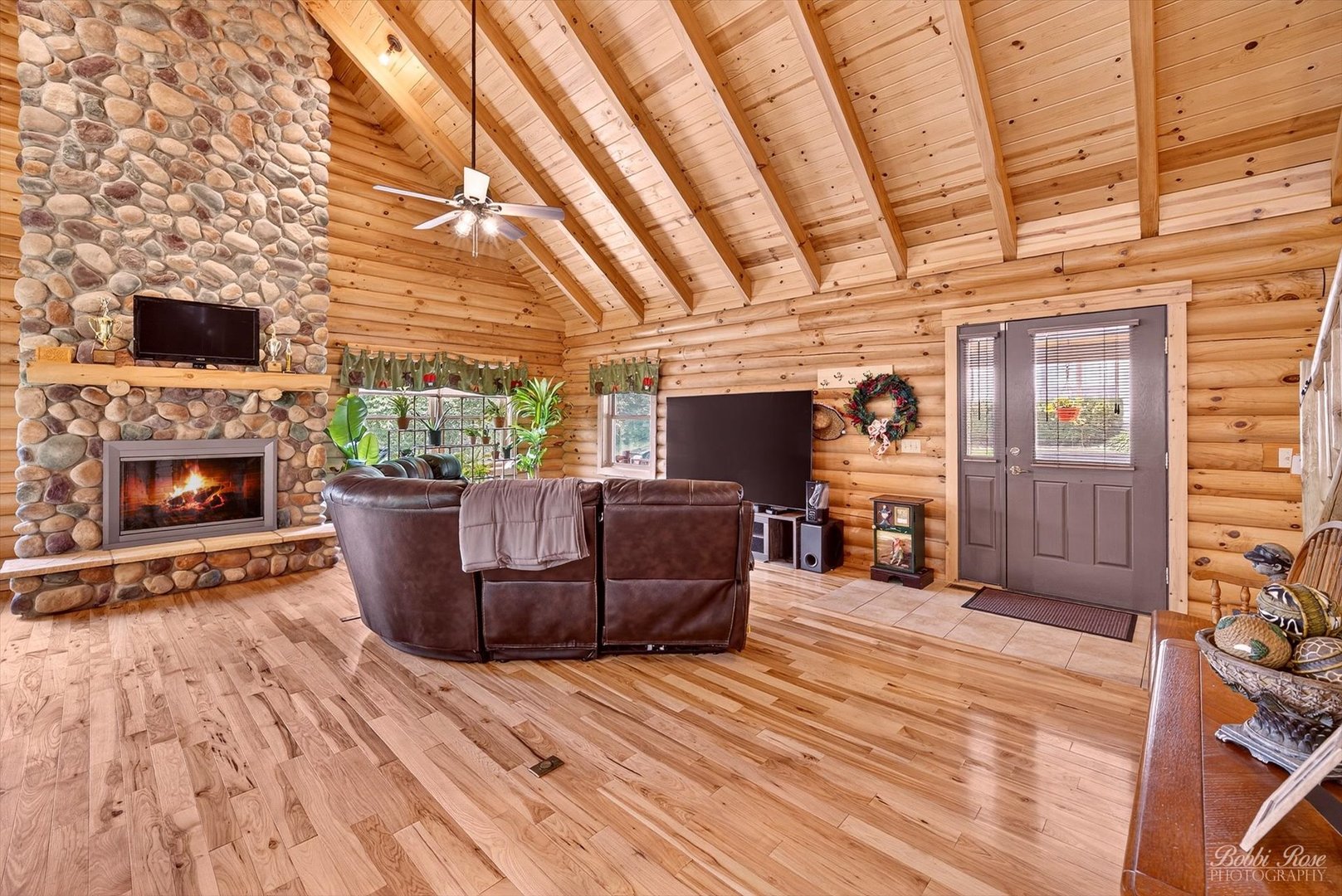 1334 Hillside View Property Photo 4