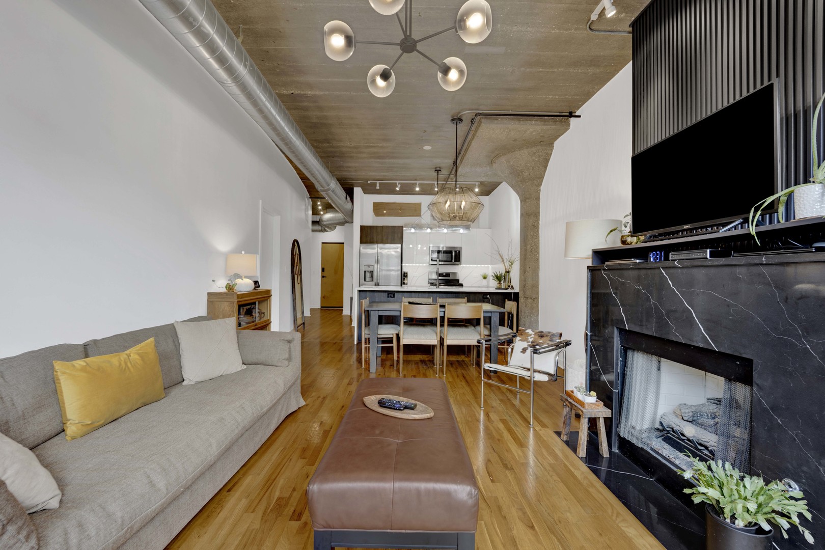 1151 W 15th Street 237 Property Photo 5