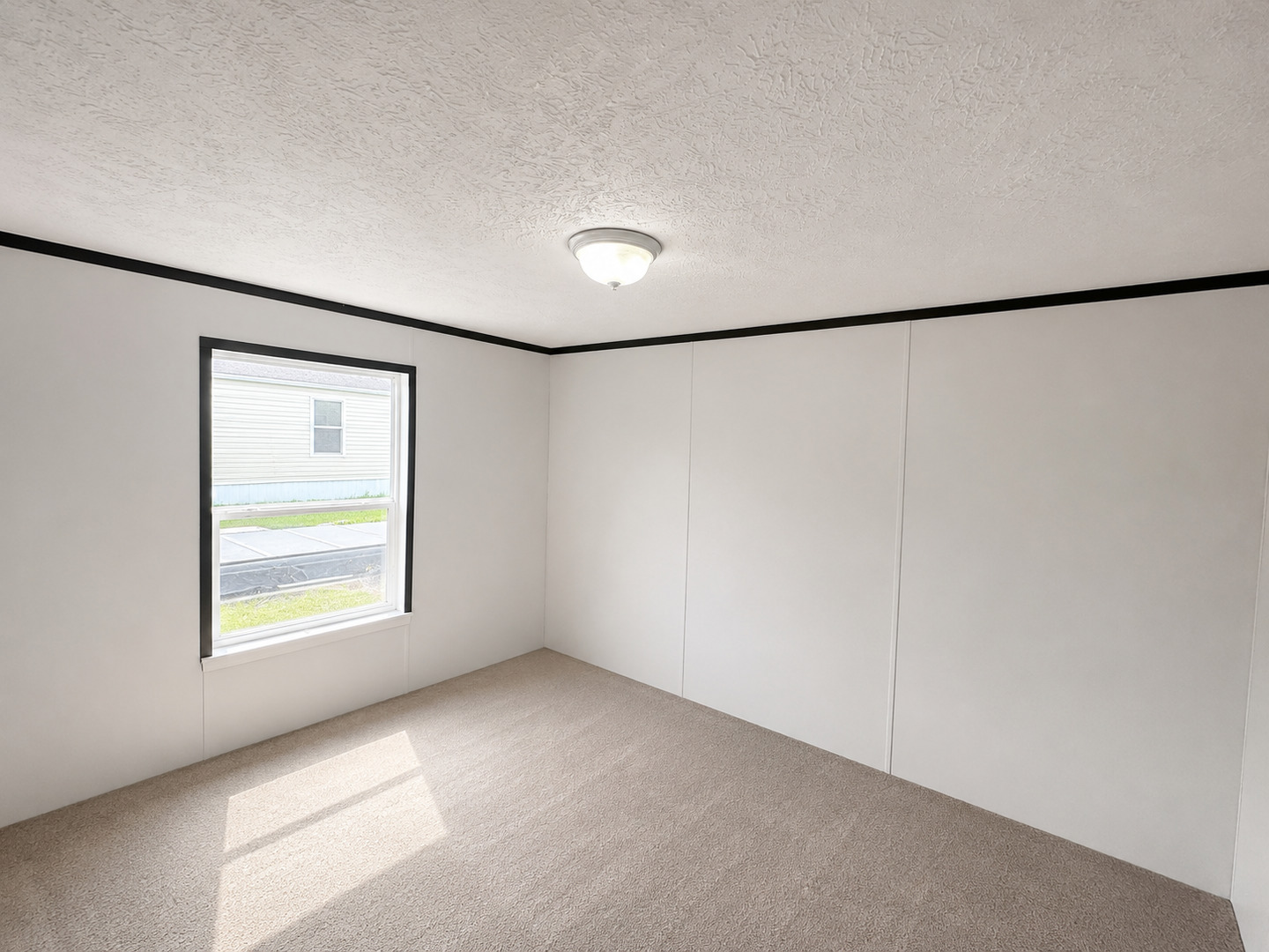 664 Jack Avenue Property Photo 8